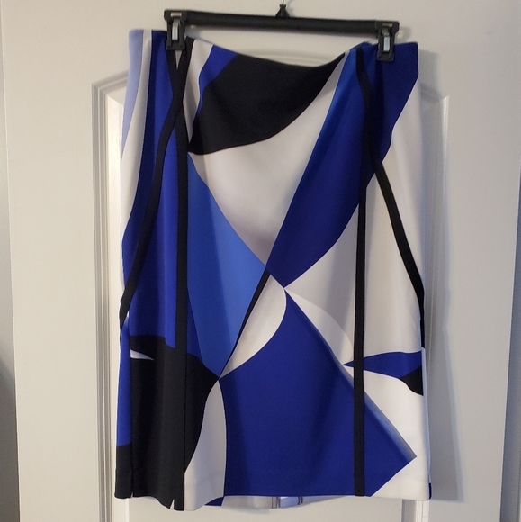 Beautiful Worthington abstract midi pencil skirt with exposed back zipper EUC - Picture 1 of 6